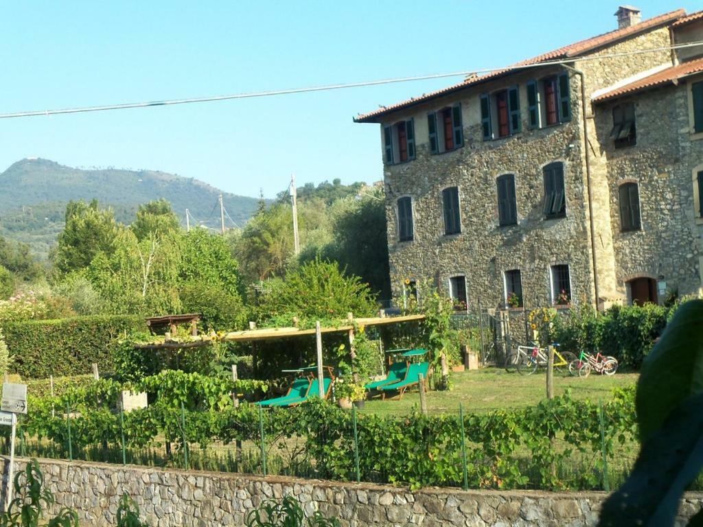 Agriturismo A Veggia Vigna Garlenda Exterior foto